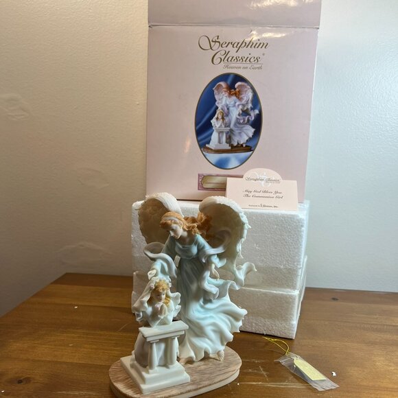 Seraphim Classics " Communion Girl Figure" #81804 - Picture 3 of 5
